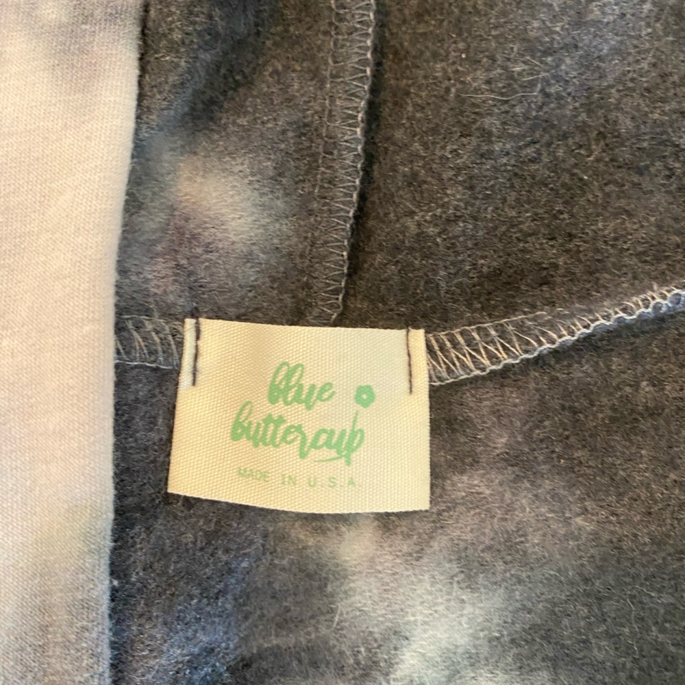 Light weight jacket. - Picture 2 of 3